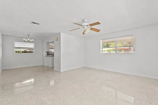  Unit 5 photo 11