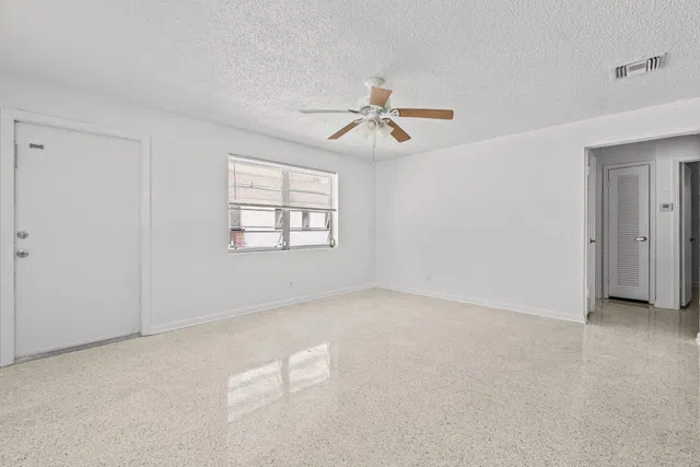  Unit 5 photo 13