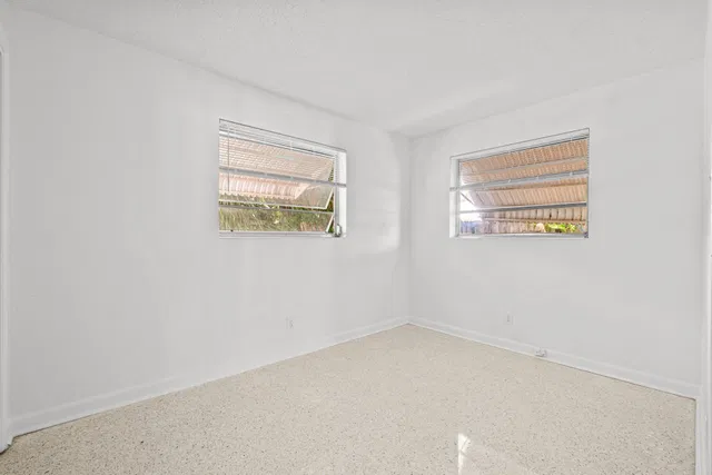  Unit 5 photo 15