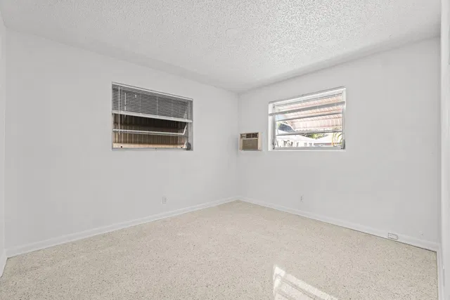  Unit 5 photo 16