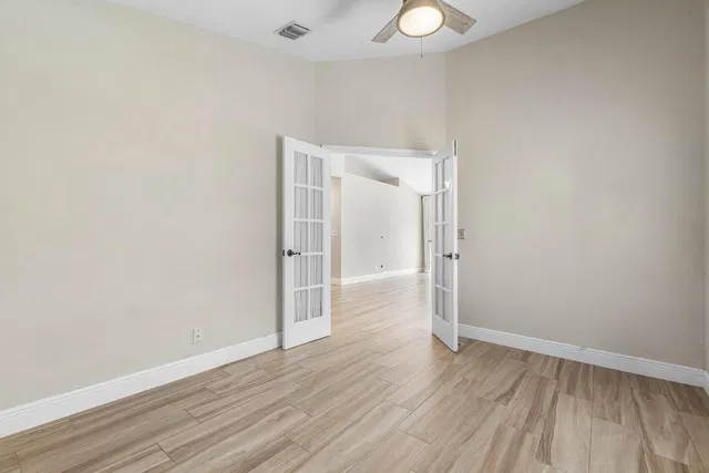 Residence photo 13