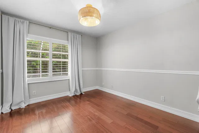 Residence photo 15