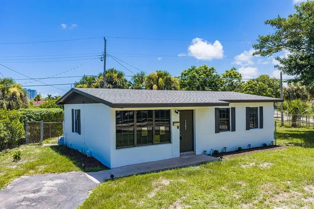 West Palm Beach Residence photo 2