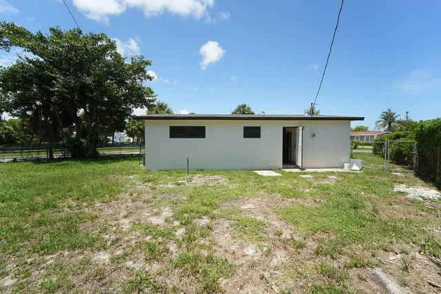West Palm Beach Residence photo 19