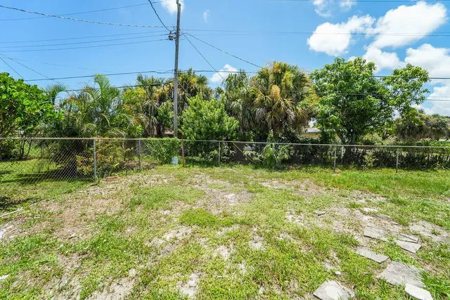 West Palm Beach Residence photo 21