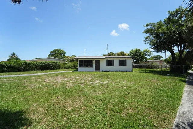 West Palm Beach Residence photo 22
