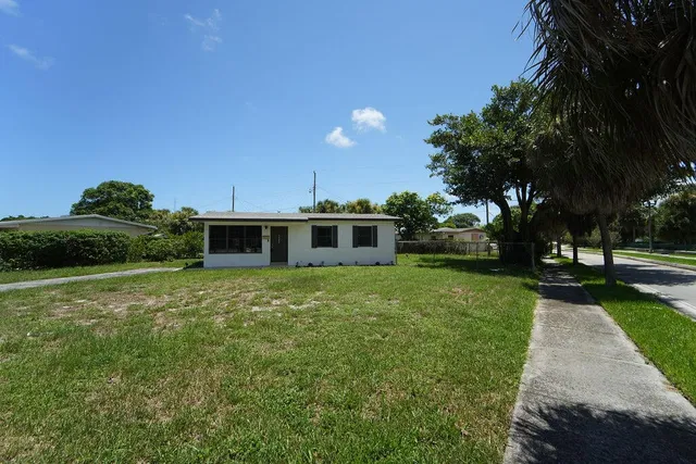 West Palm Beach Residence photo 24