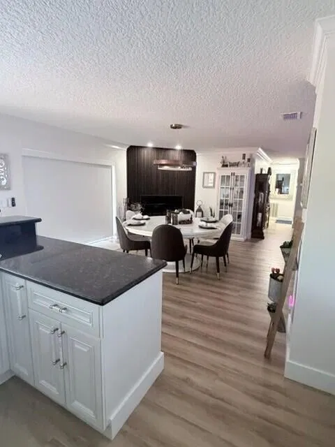 Residence photo 9