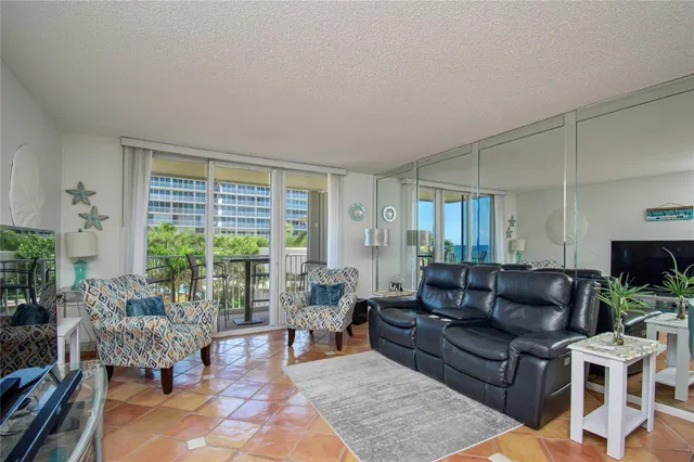 South Palm Beach Unit 303 photo 6