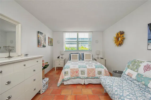 South Palm Beach Unit 303 photo 17