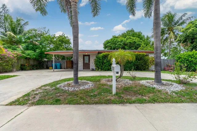 Residence photo 6