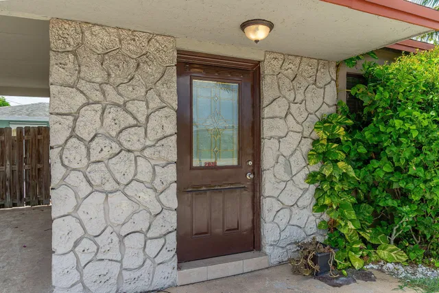 Residence photo 11
