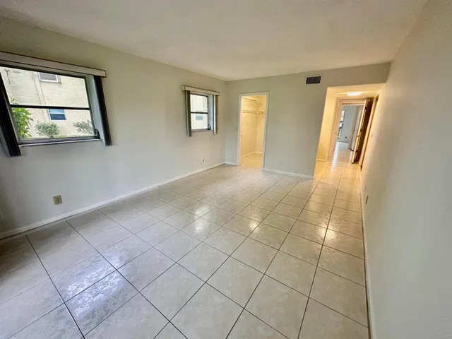  Unit 109 photo 18