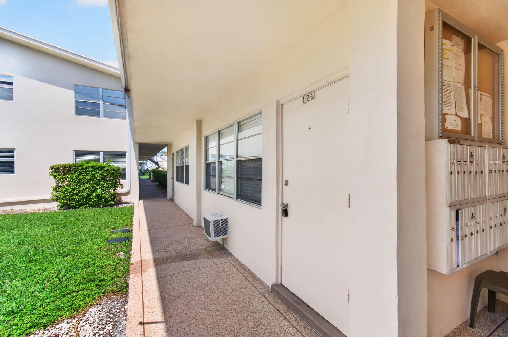 Residence photo 5