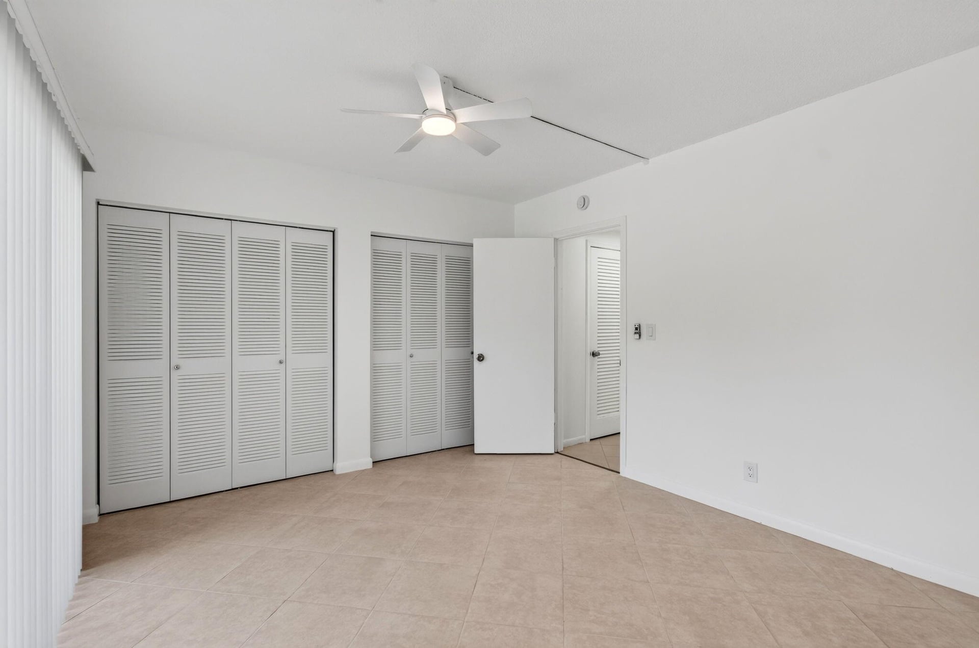 Residence photo 24