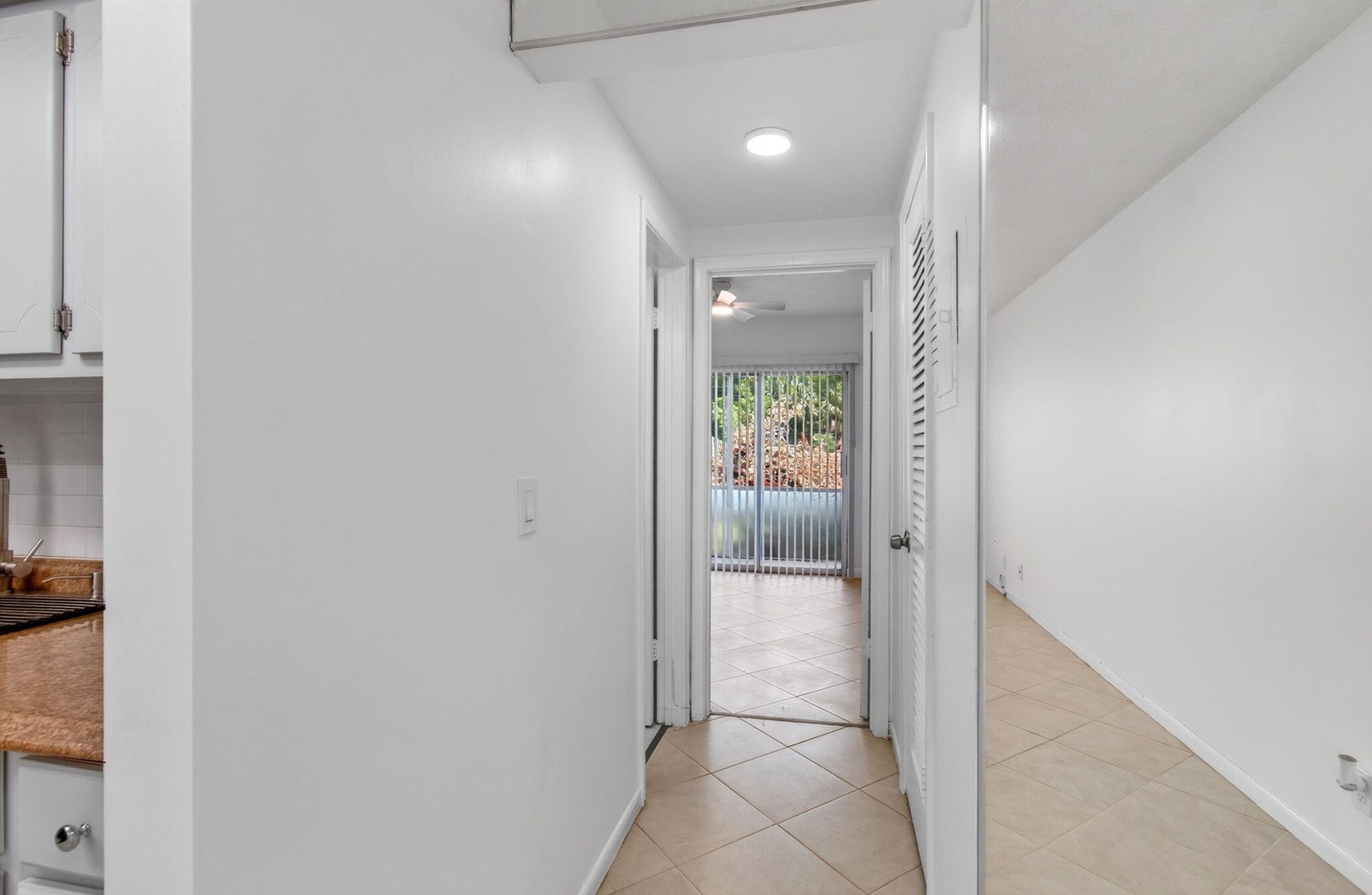 Residence photo 28
