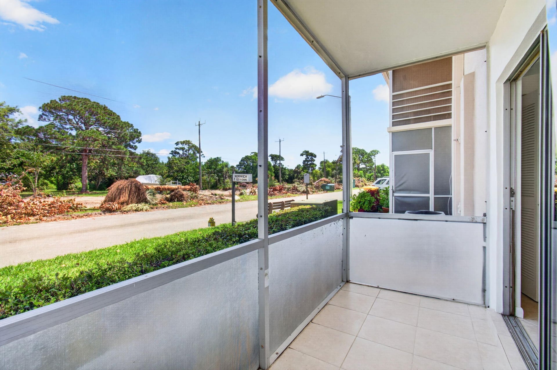 Residence photo 34