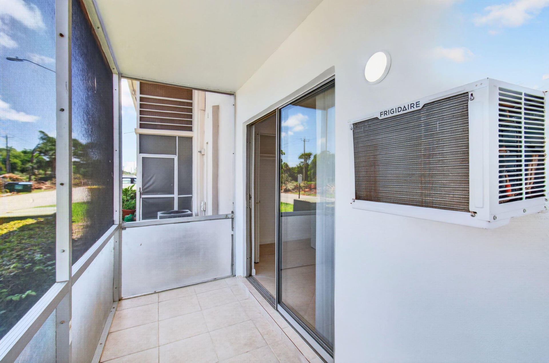 Residence photo 35