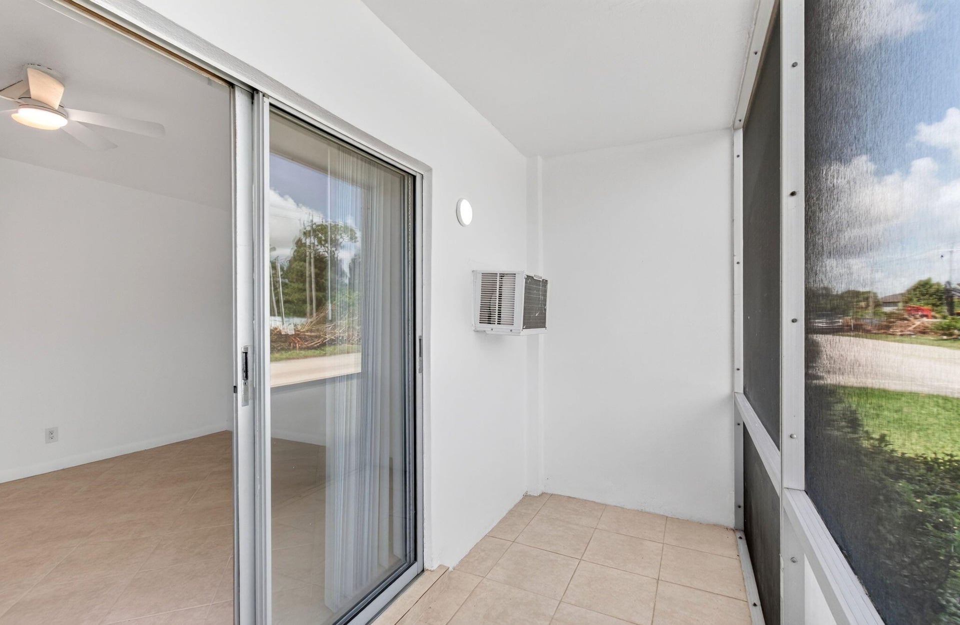 Residence photo 36