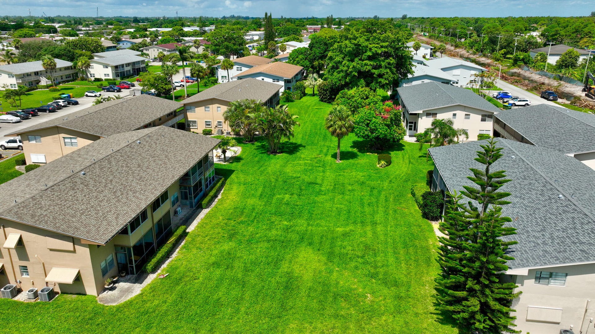 Residence photo 51