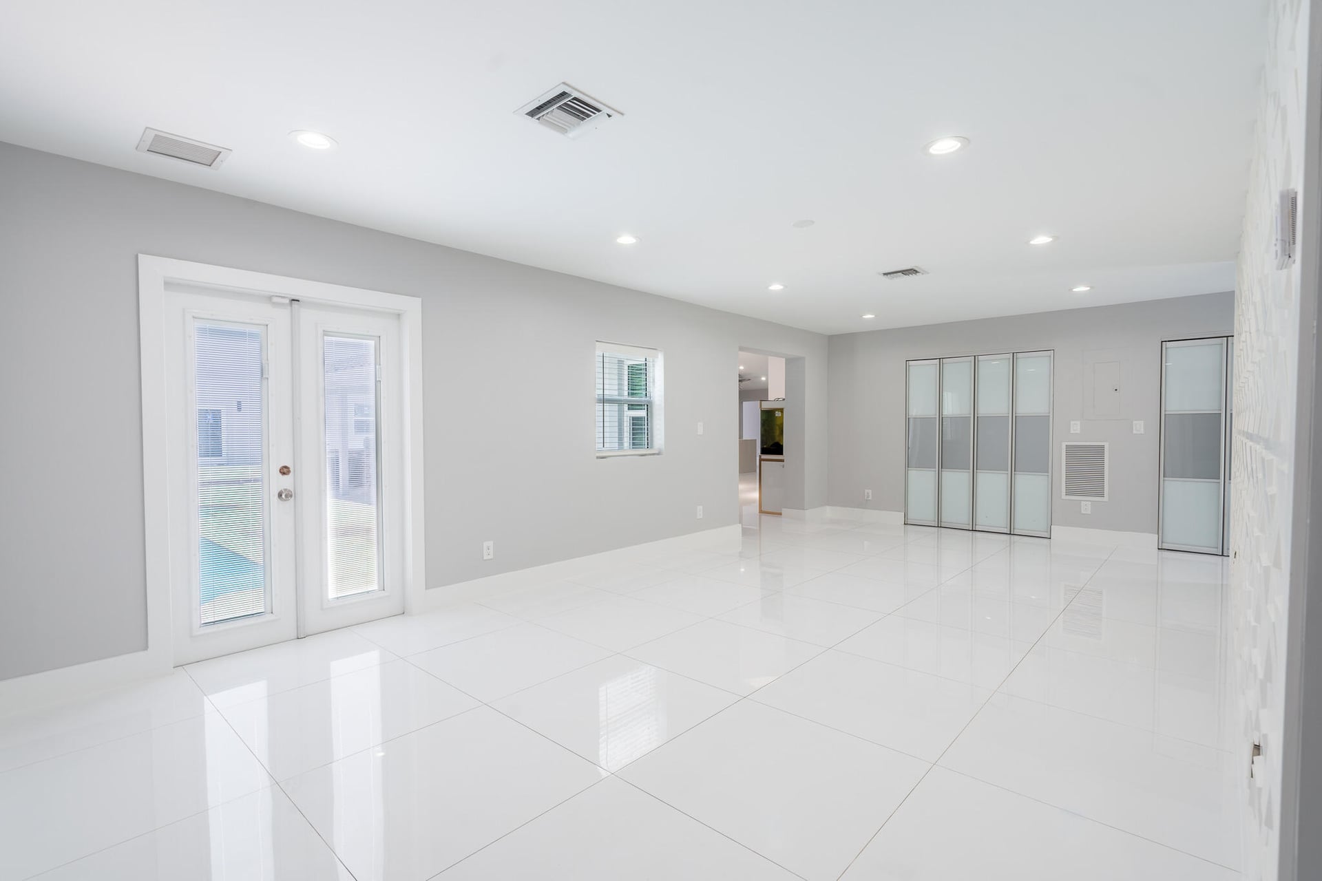 Residence photo 32
