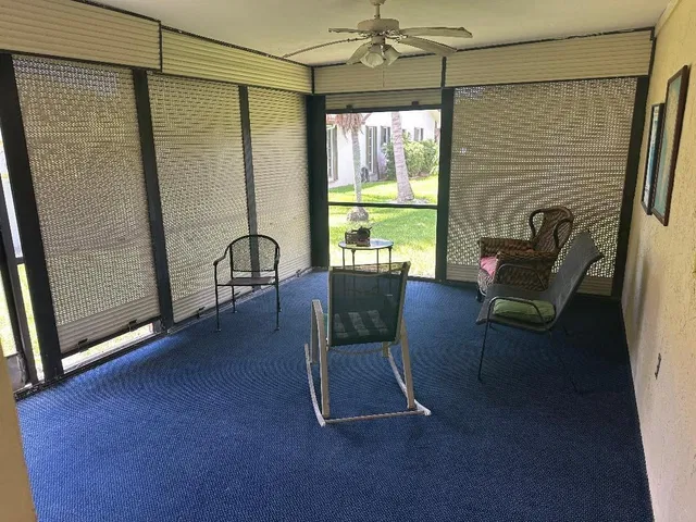  Residence photo 9