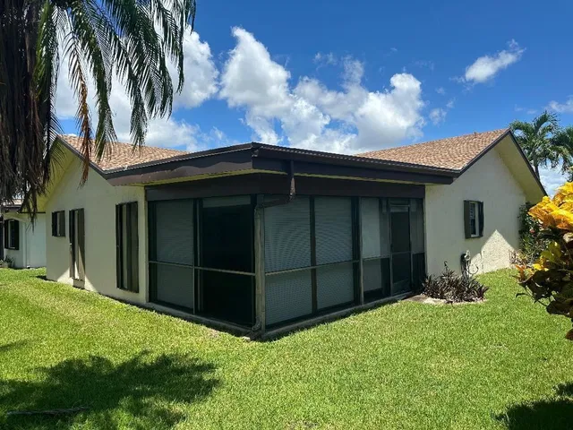 Residence photo 12