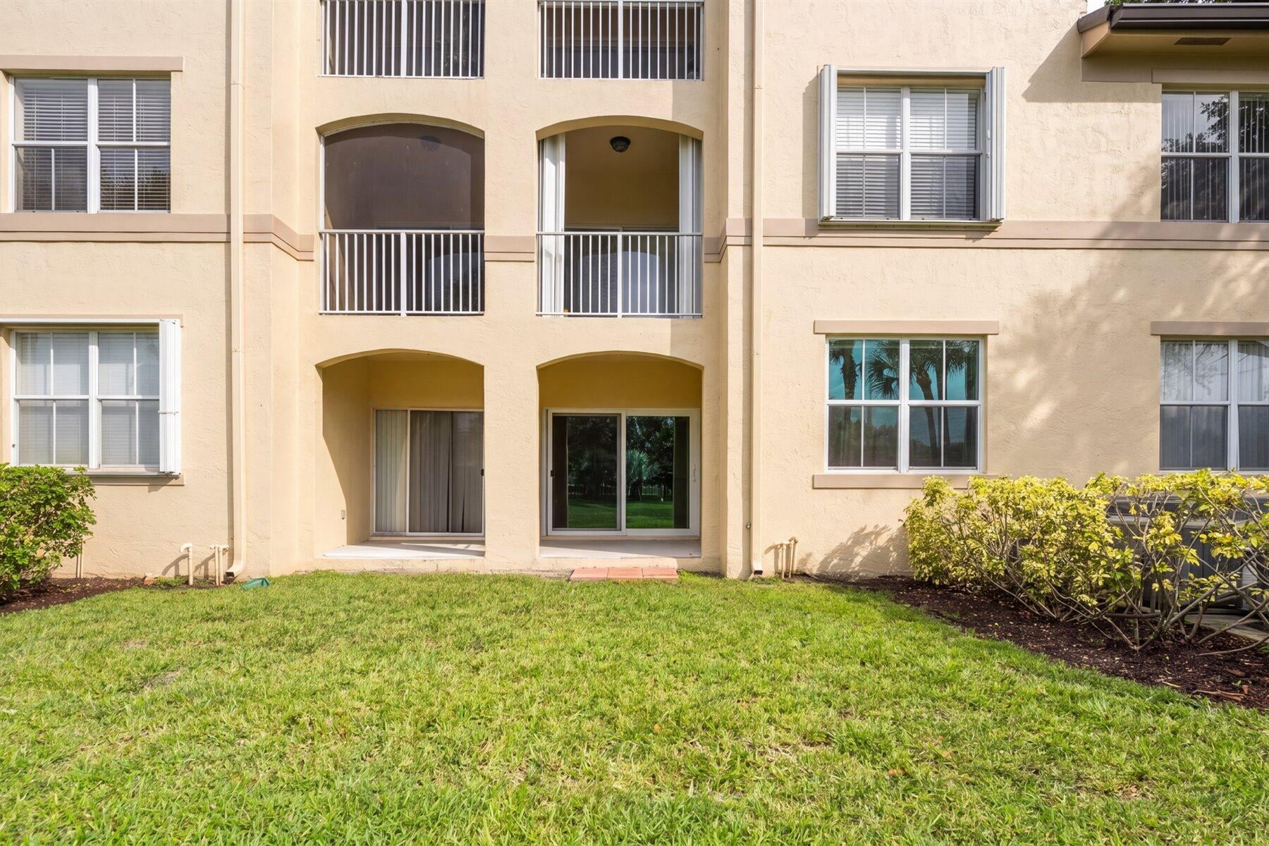  Unit 102 photo 18