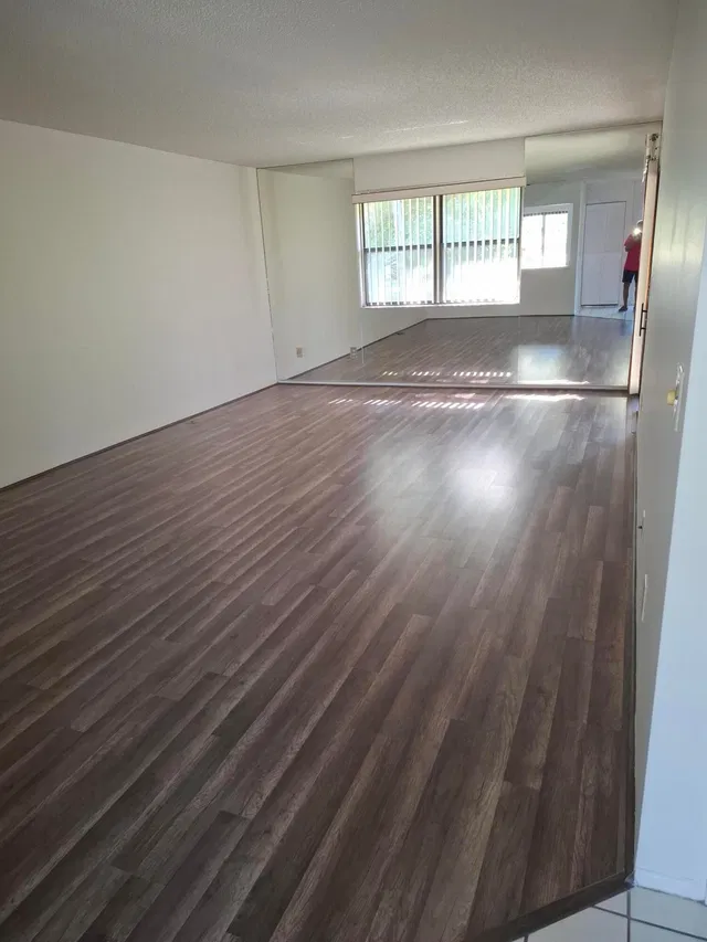 Residence photo 3