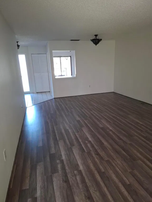 Residence photo 5