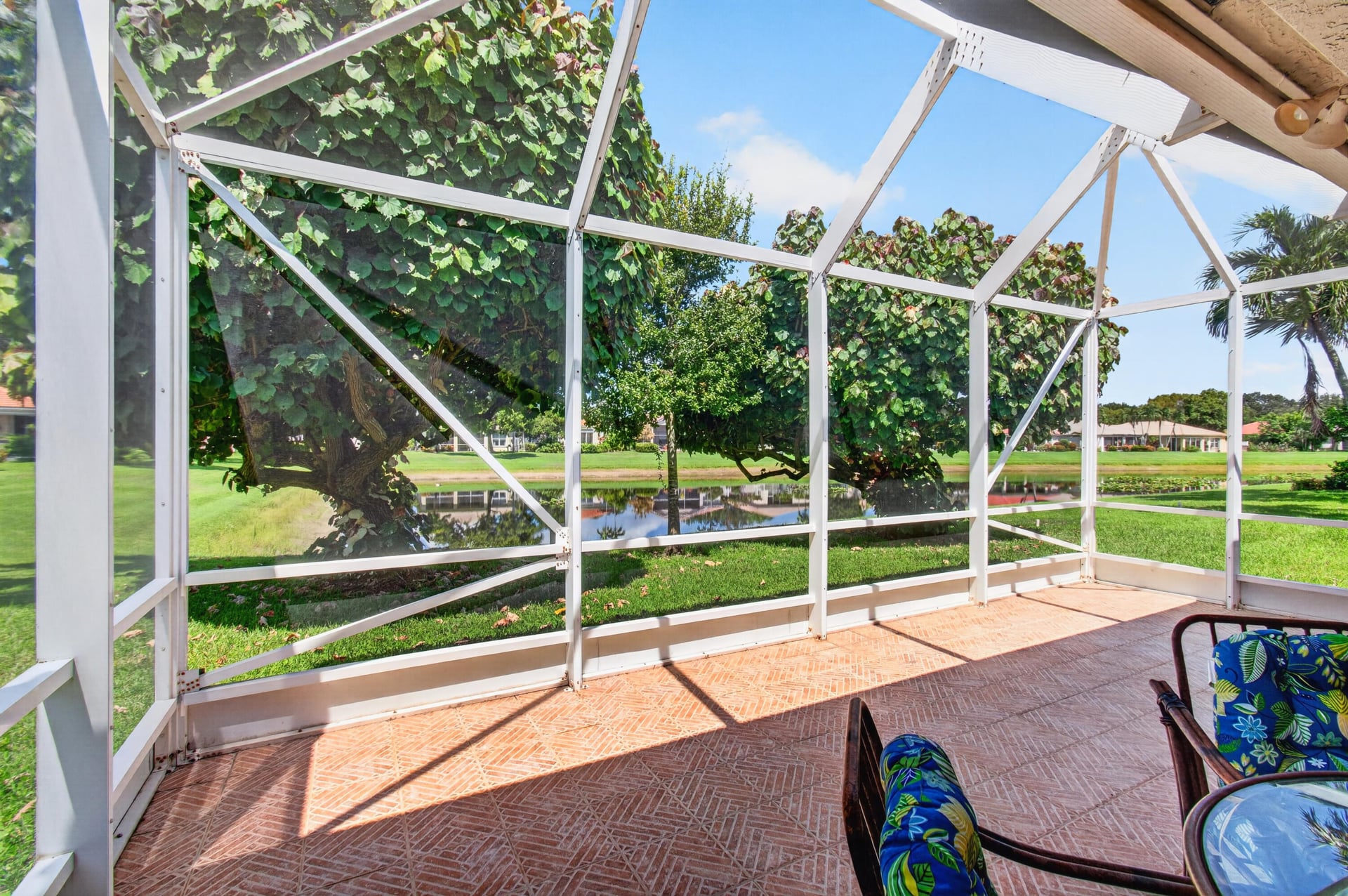 Residence photo 61