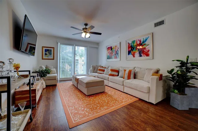 Courtyards in Cityplace Unit 413 photo 3