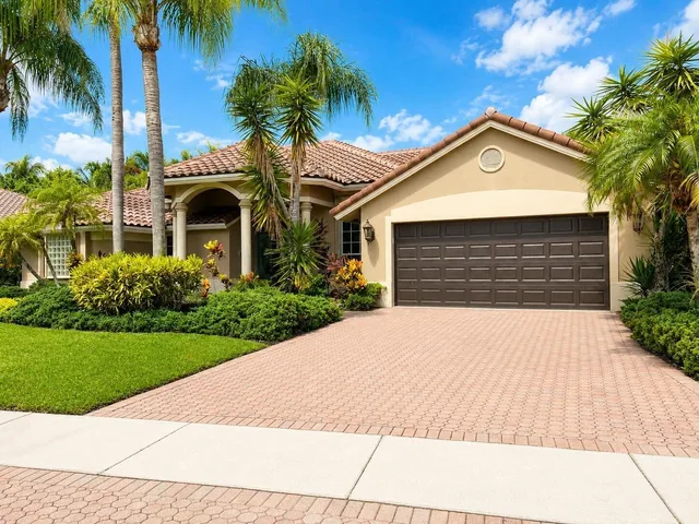 Boca Isles Residence photo 3