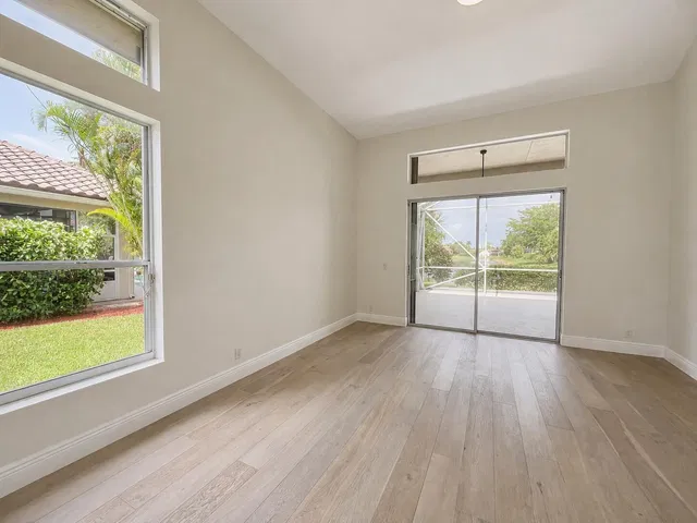 Boca Isles Residence photo 26