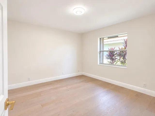 Boca Isles Residence photo 31