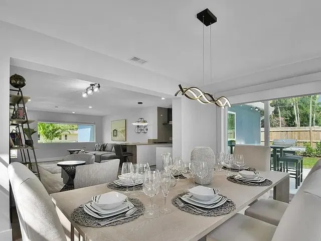 Residence photo 6