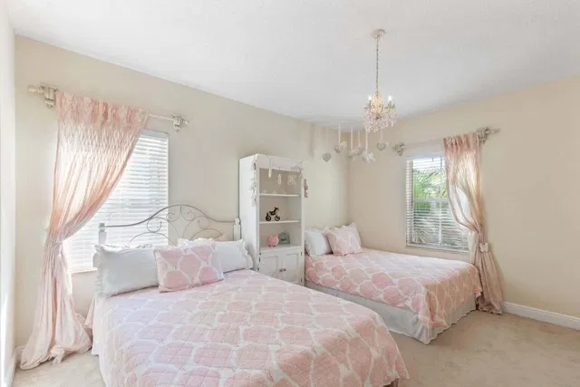 Residence photo 15