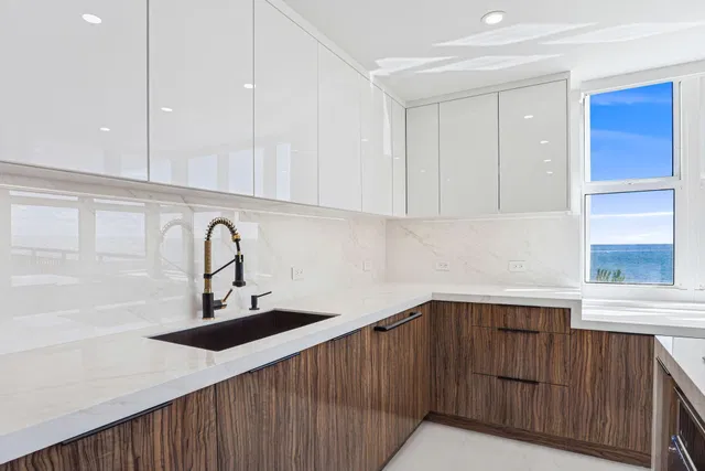 Boca Raton Unit 6E photo 11