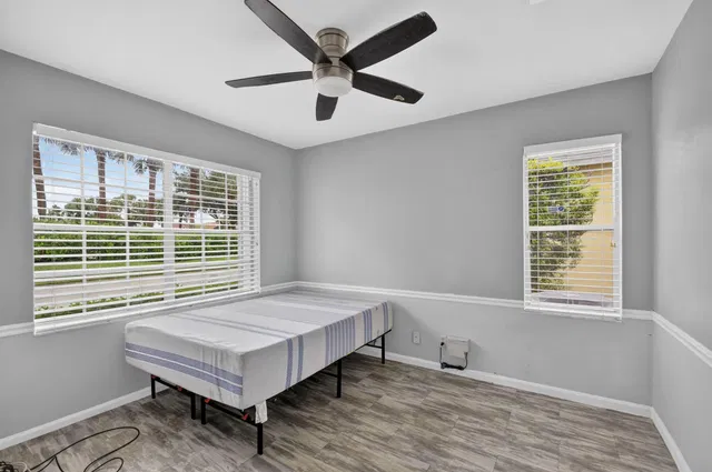 Residence photo 15