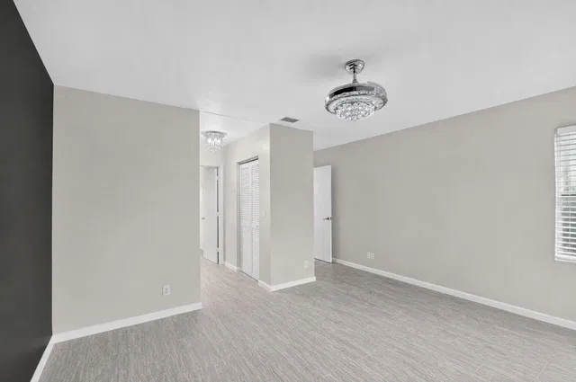 Residence photo 21