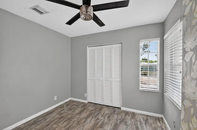 Residence photo 25