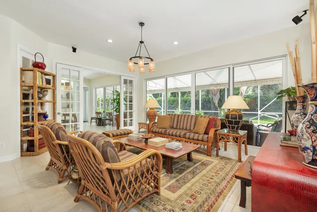 Residence photo 11