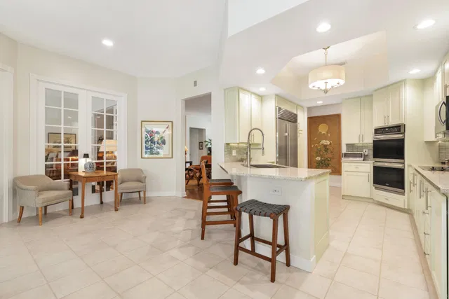 Residence photo 17