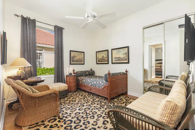 Residence photo 31