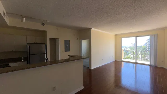 Flagler Pointe Unit 910 photo 9
