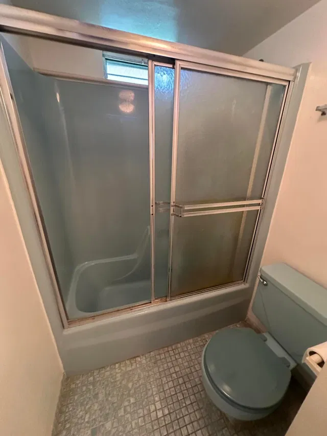 Unit 413 photo 13