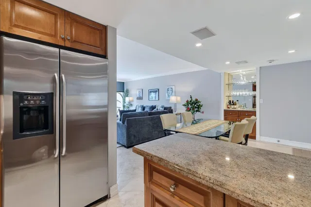 South Palm Beach Unit 506 photo 20