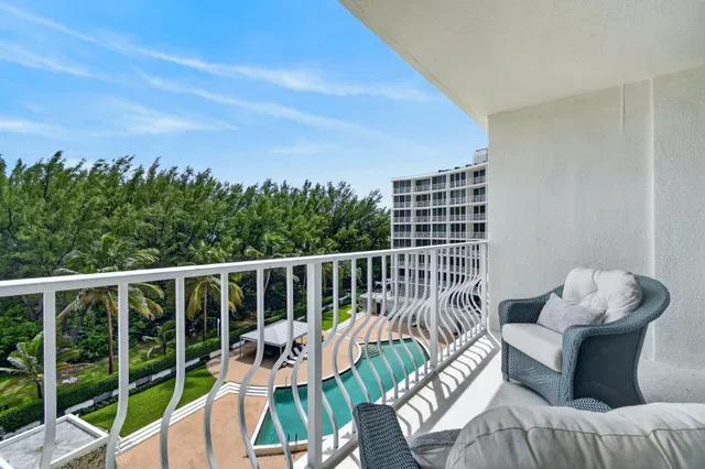 South Palm Beach Unit 506 photo 32