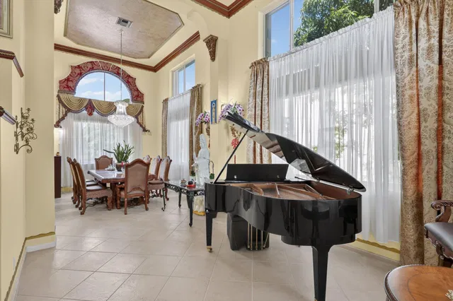  Residence photo 25