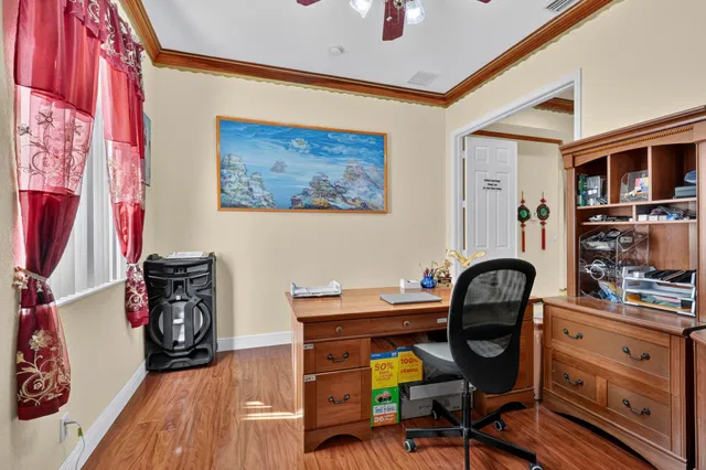  Residence photo 28
